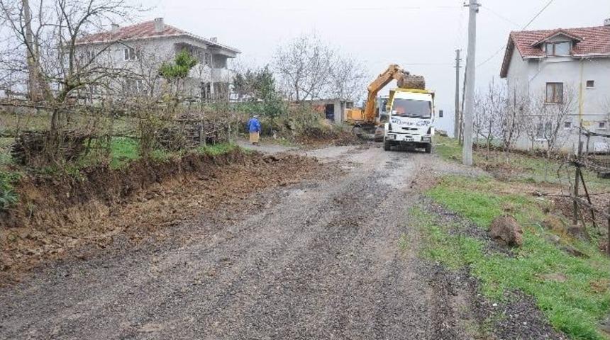 Başiskele'de Altyapı &Ccedil;alışmaları Devam Ediyor