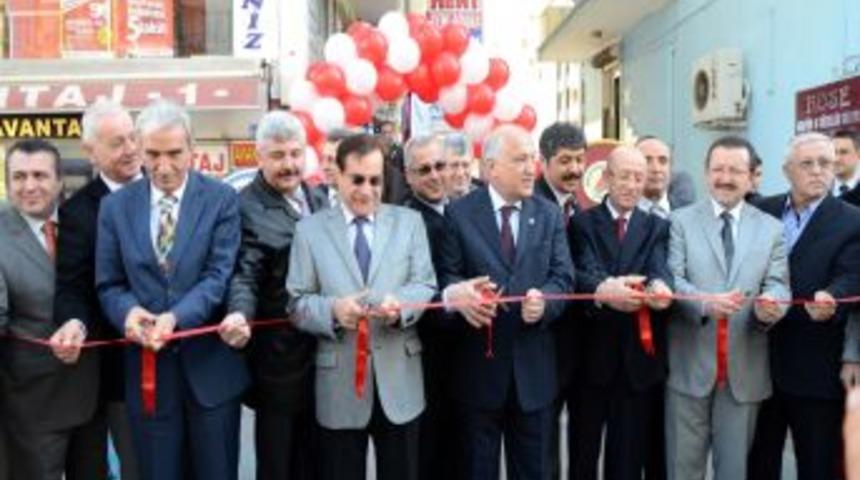 Akar: Kızılay&rsquo;ın Suriye&rsquo;ye Yardımları Aralıksız Devam Ediyor
