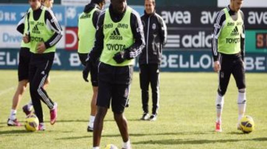 Beşiktaş, Gaziantepspor Ma&ccedil;ı Hazırlıklarını S&uuml;rd&uuml;rd&uuml;