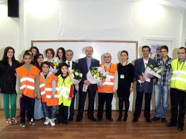 'gravür Tadında Manisa' Sergisi Açıldı