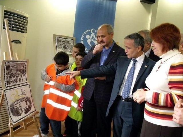 'gravür Tadında Manisa' Sergisi Açıldı