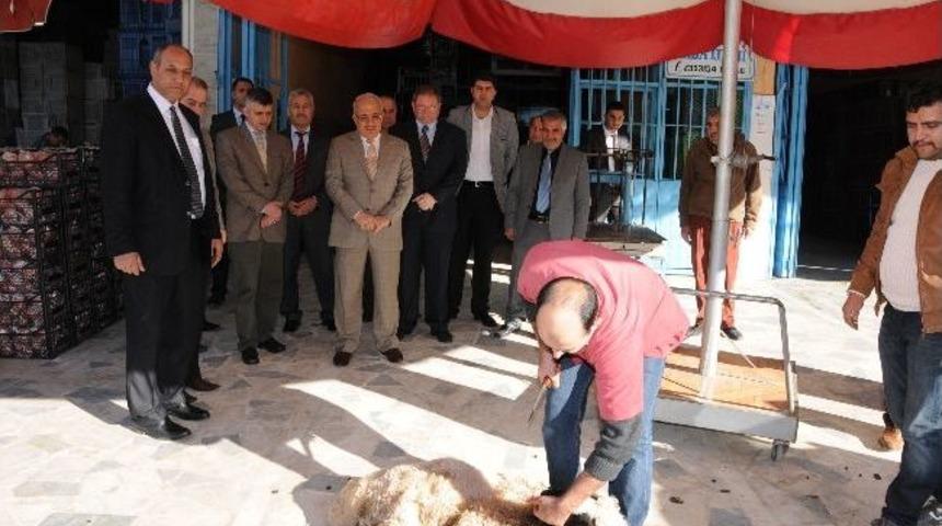 Başkan Kocamaz, Mersin&rsquo;de Hal Esnafını Ziyaret Etti