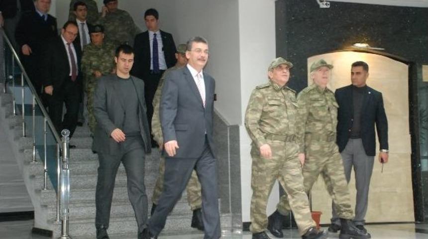 Jandarma Genel Komutanı Kalyoncu, Şanlıurfa Valiliği&rsquo;ni Ziyaret Etti