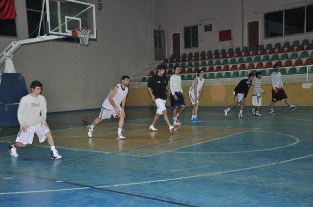 Bağlarlı Basketbolcuların Büyük Başarısı 1