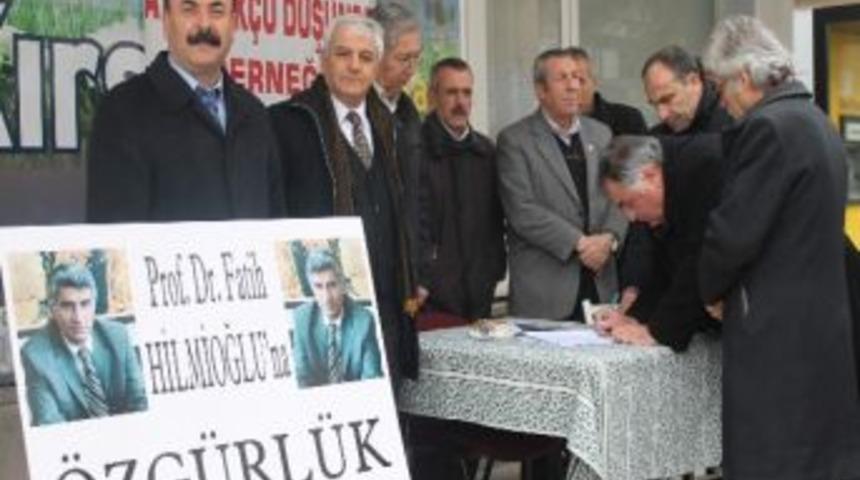 Kırşehir&rsquo;de Prof. Dr. Fatih Hilmioğluna &Ouml;zg&uuml;rl&uuml;k İ&ccedil;in İmza Kampanyası Başlatıldı
