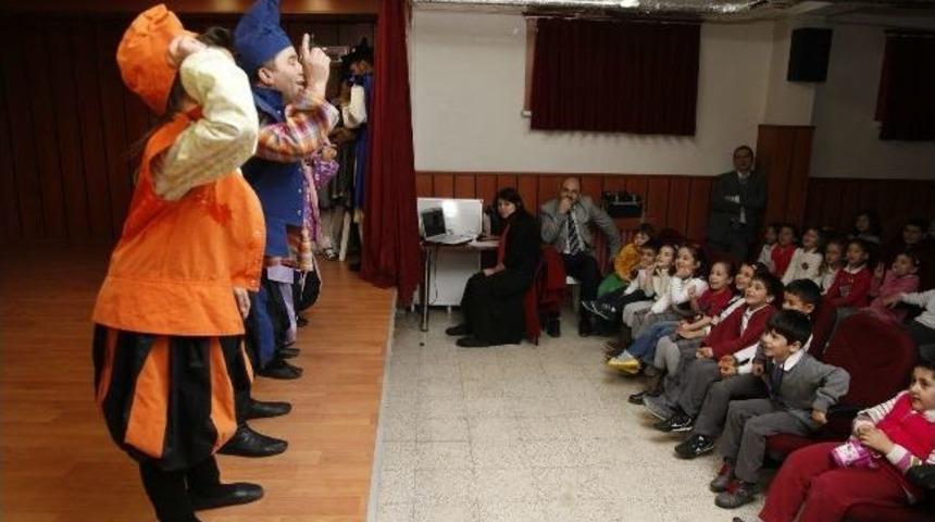 Odunpazarı&rsquo;ndan &Ouml;ğrencilere Tiyatro S&uuml;rprizi