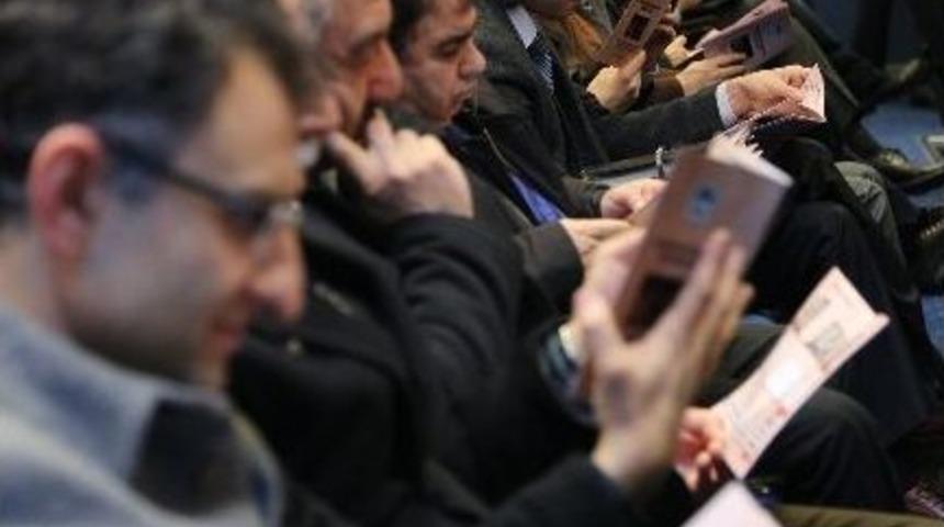 &Ouml;zhaseki Meydan Esnafıyla İstişare Yaptı