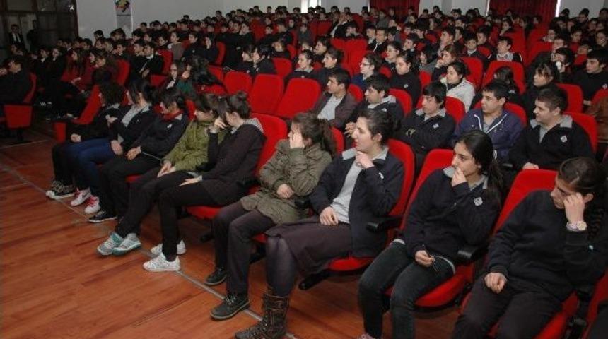&Ouml;ğrencilere Sigaranın Zararları Anlatıldı