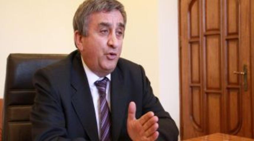 Şara: Minib&uuml;sler Toplu Ulaşım Aracı Değil, Zamanla Hepsi Kalkacak