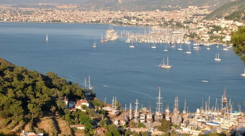 Yat Imalat&ccedil;ıları, Yatırımcı Getirmek I&ccedil;in, Tersanenin Taşınmasını Bekliyor