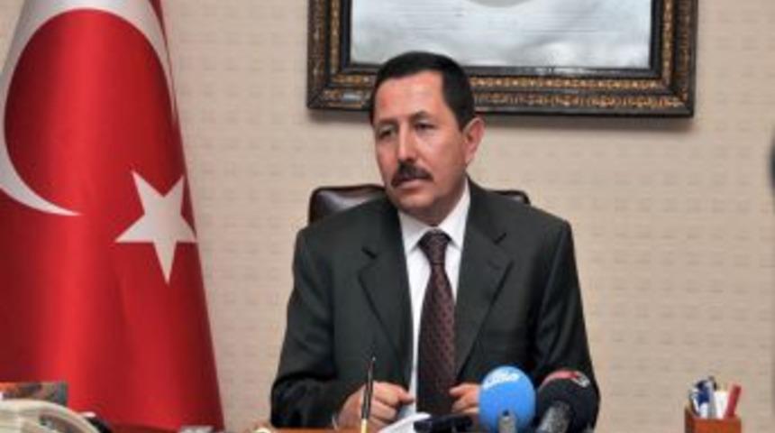 "Ali &Ccedil;etinkaya Kız Meslek Lisesi'nin Ismin Değişmeyecek"