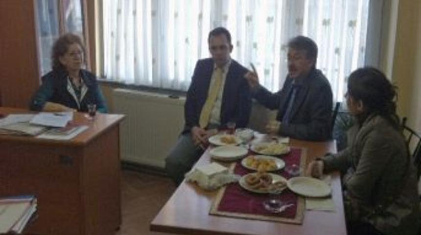 G&uuml;m&uuml;şhane&rsquo;de G&ouml;n&uuml;l El&ccedil;ileri Projesi