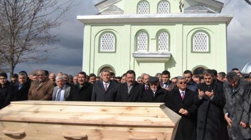 Başkan G&ouml;k&ccedil;ek, Kulu&rsquo;da Cenaze Namazına Katıldı