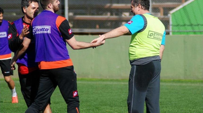 Adanaspor, Gaziantep B&uuml;y&uuml;kşehir Belediyespor Ma&ccedil;ı Hazırlıklarına Başladı