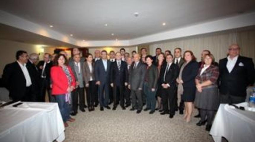 Kartal&rsquo;da CHP&rsquo;li Başkanlar Toplandı