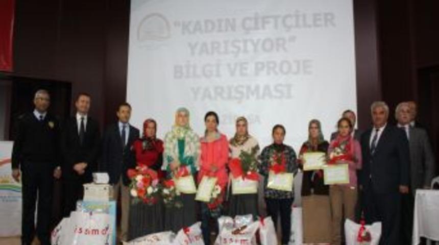 Gazipaşalı Kadın &Ccedil;ift&ccedil;iler Yarıştı