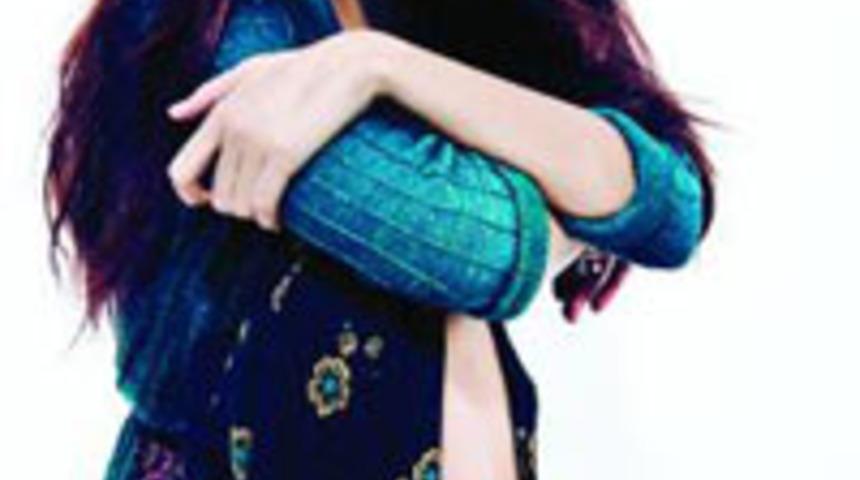 &Ccedil;ingene kızı Tuba geliyor