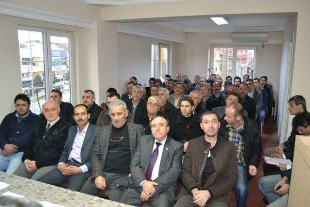 Ak Parti Mahalle Ve Köy Başkanları Toplandı