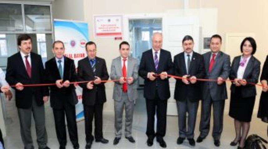 CB&Uuml; Gıda G&uuml;venliği Laboratuvarları A&ccedil;ıldı