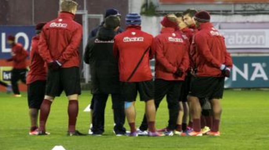 Trabzonspor, Fenerbah&ccedil;e Ma&ccedil;ı Hazırlıklarına Başladı