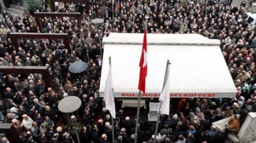 Greyderin U&ccedil;uruma D&uuml;şmesi Sonucu &Ouml;len Operat&ouml;r Toprağa Verildi