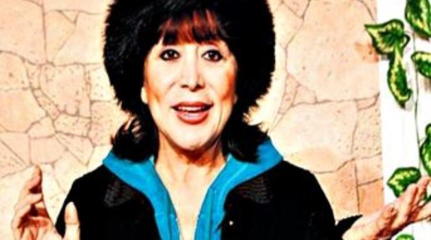 Konak&rsquo;ta Leyla Işık Şiirleri Etkinliği