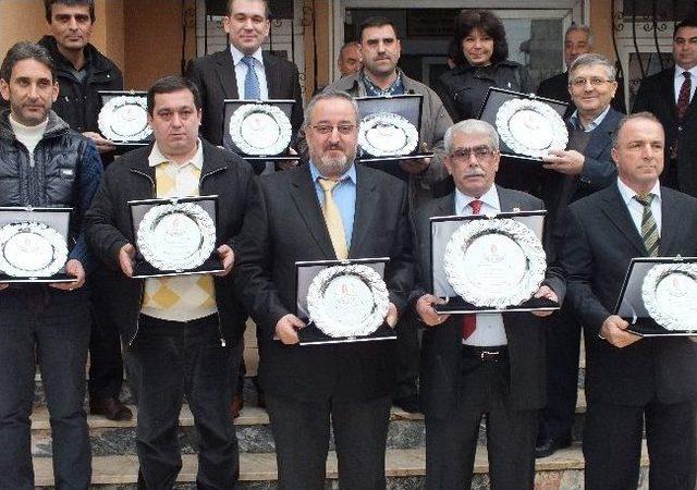 Köşk’ün Vergi Rekortmenleri Plaketle Ödüllendirildi