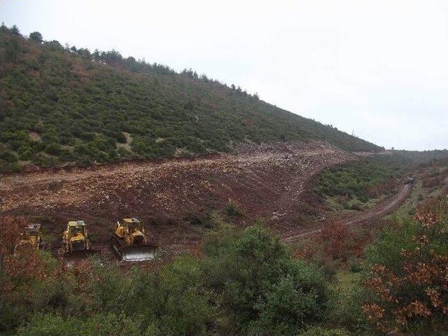 Heyelan Bölgesindeki Yol Çalışmaları Başladı