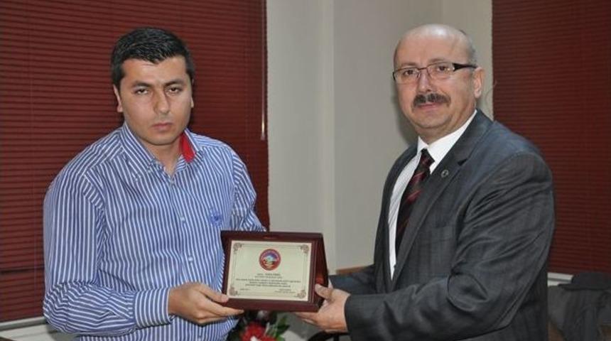 Sarıveliler&rsquo;de Kaymakam Vekili Eme&ccedil;'e Veda Yemeği