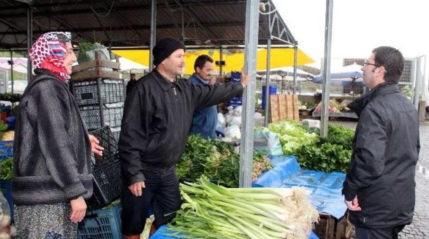 Başkan G&ouml;nen&ccedil;, Pazar Esnafının Sorunlarını Dinledi