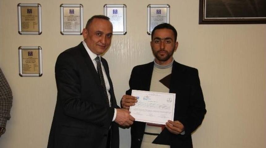 Gaziantep İnşaat M&uuml;hendisleri Odası İnşaat Ustalarını Belgelendirdi