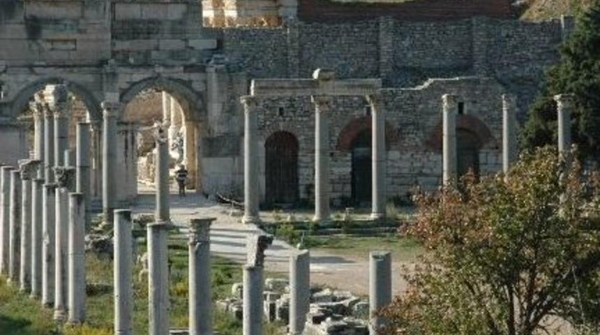 Efes'in D&uuml;nya Mirası Listesi'ne Girme &Ccedil;abası