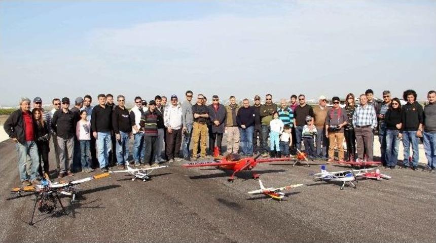 Adana'da Havacılık Şenliği