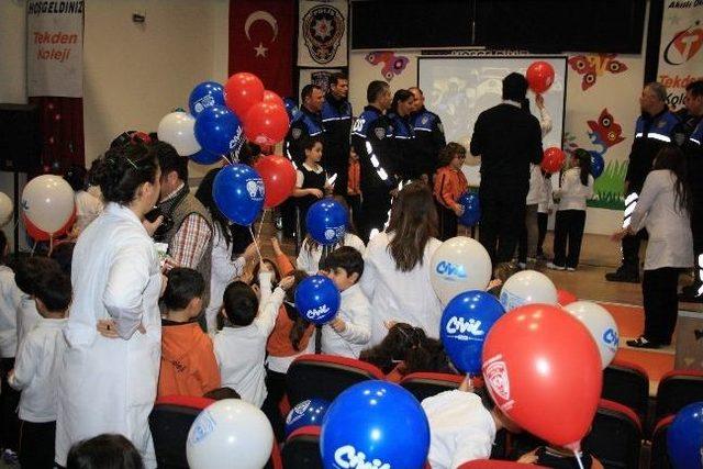 Öğrencilere Trafik Konusunda Bilgi Verildi 2