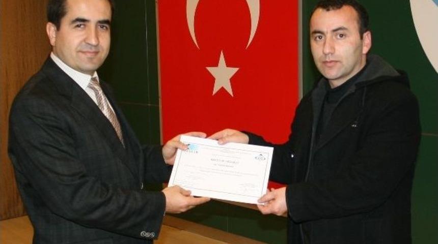 Girişimcilik Eğitimi Alan 90 Kursiyere Sertifika Verildi