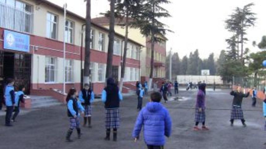 Karam&uuml;rsel İmam-Hatip Ortaokulu Yeni Binasına Taşındı