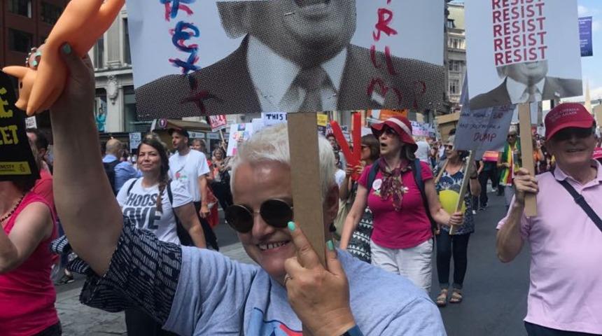 Londra’da Trump karşıtı gösteriler devam ediyor