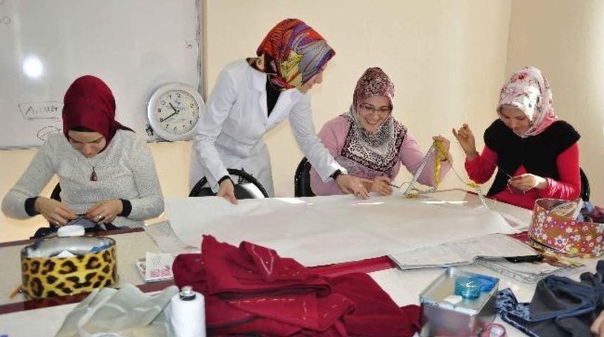 Ko-mek Sayesinde 3 Yıldır Kıyafete Para Harcamıyor