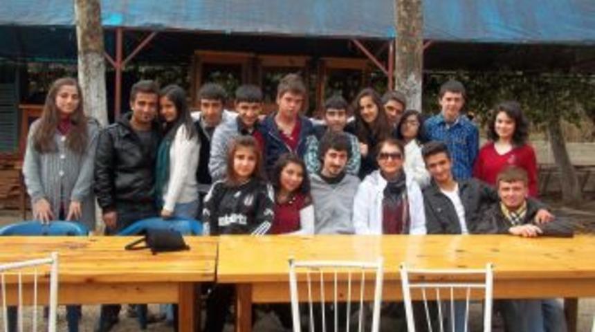 Gen&ccedil;lik Meclisi &Uuml;yelerinden Kadirli Gezisi