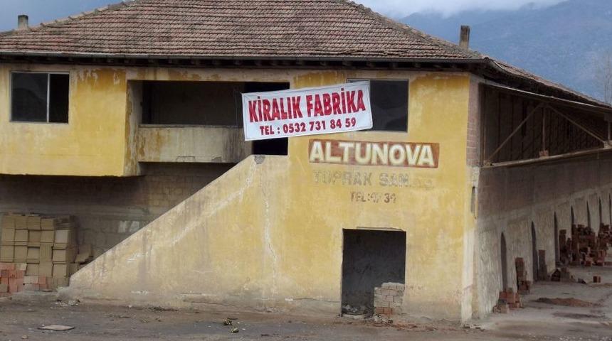 Kaymakam Demir, Tuğla Ocaklarına 'birleşin' &Ccedil;ağrısı Yaptı