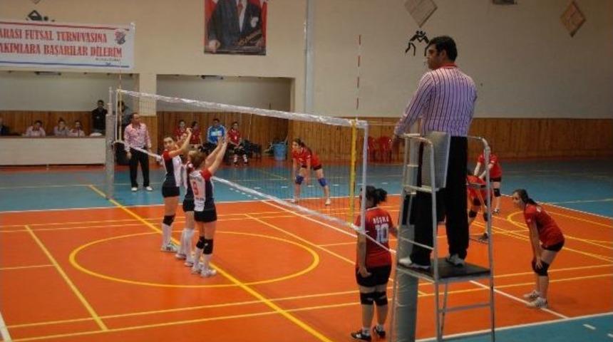 İlk Ma&ccedil;ın Galibi Aydın &Ouml;zel T&uuml;rk Amerikan Koleji Oldu