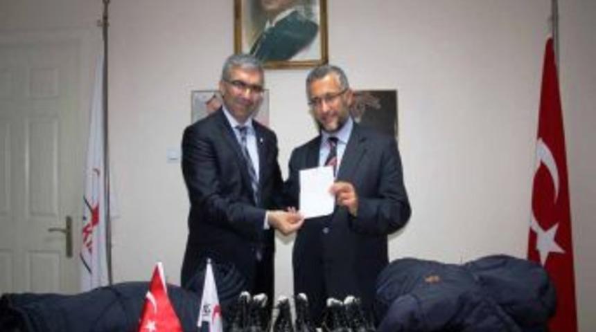 M&uuml;ft&uuml;l&uuml;kten Suriyeli Sığınmacılara Kışlık Kıyafet