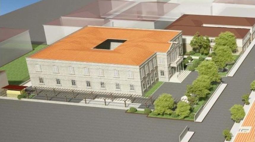 &lsquo;tarihe G&uuml;l&uuml;mseyen Mersin&rsquo; Projesi S&uuml;r&uuml;yor