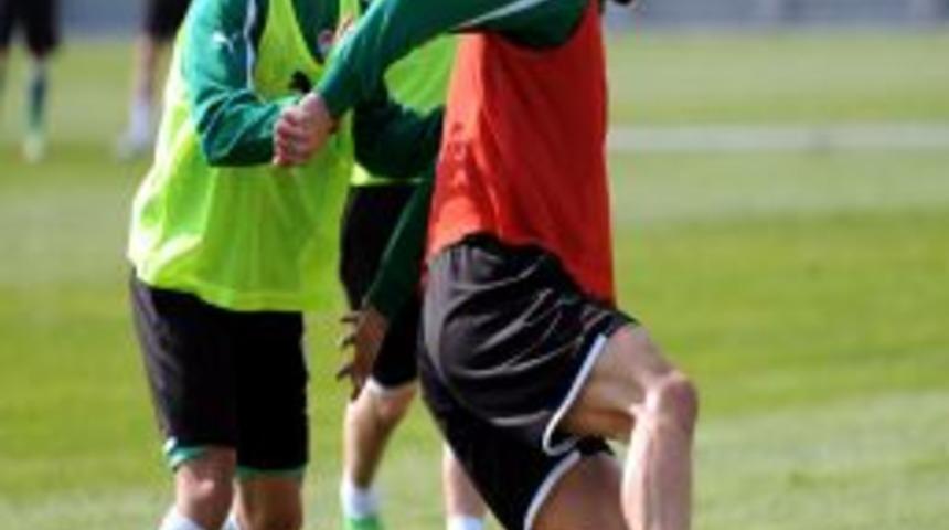 Bursaspor'da Karaman Fırtınası Devam Ediyor