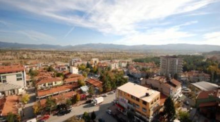 Gediz'de En Az Kilisli, En &Ccedil;ok Uşaklı Var