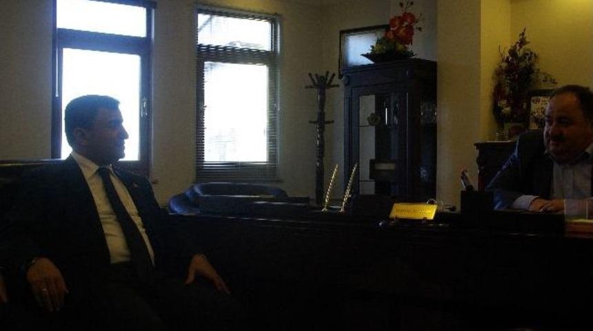 Ak Parti Merkez İl&ccedil;e Başkanı Altunbaş'tan Tes-iş Trabzon Şubesi'ne Ziyaret