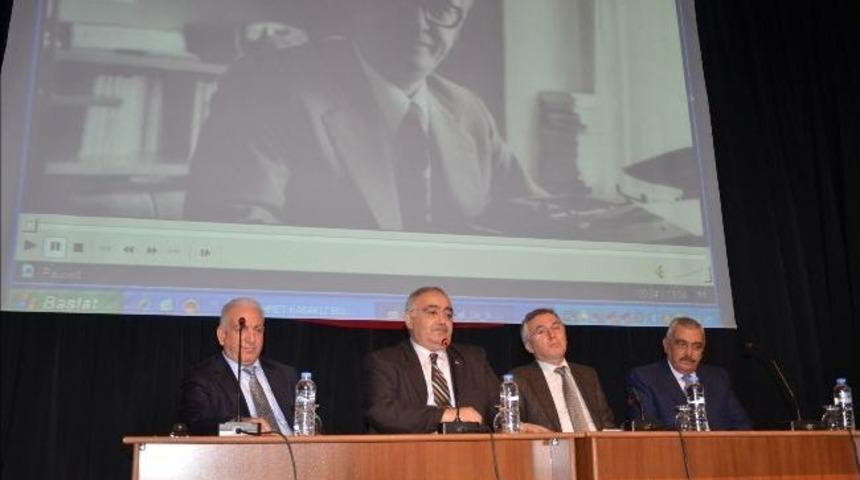 Elazığ'da Ahmet Kabaklı'yı Anma Programı D&uuml;zenlendi