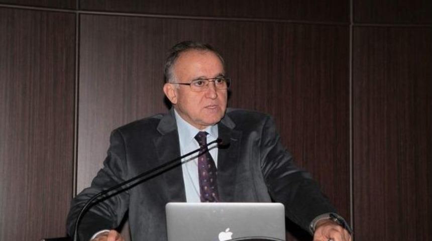 G&uuml;zelbey Yeni Yasa İ&ccedil;in İl&ccedil;e Başkanlarını Bilgilendirdi