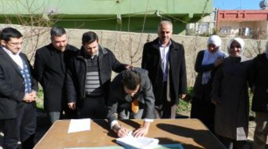 Derik&rsquo;te Kıyafet &Ouml;zg&uuml;rl&uuml;ğ&uuml; Kampanyasına 6 Bin 200 Imza Toplandı