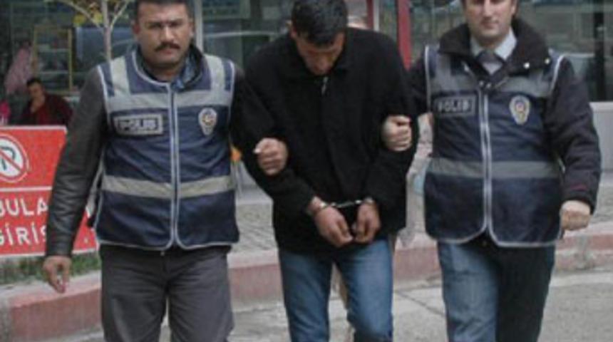 &Ouml;nce ilişkiye girdi, ardından &ouml;ld&uuml;rd&uuml;